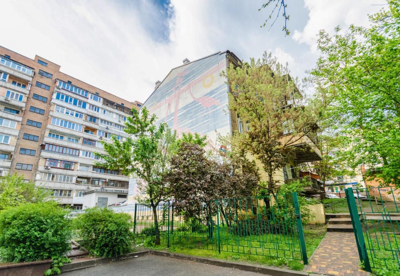 Underground Hostel 基輔 外观 照片